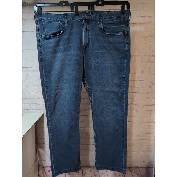 Tommy Bahama Authentic Jeans Mens Size 44 X 34 Cotton Tencel Spandex - Picture 1 of 16
